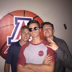 Meet your Posher, Marshall